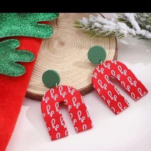 ** BRAND NEW CHRISTMAS HO HO EARRINGS